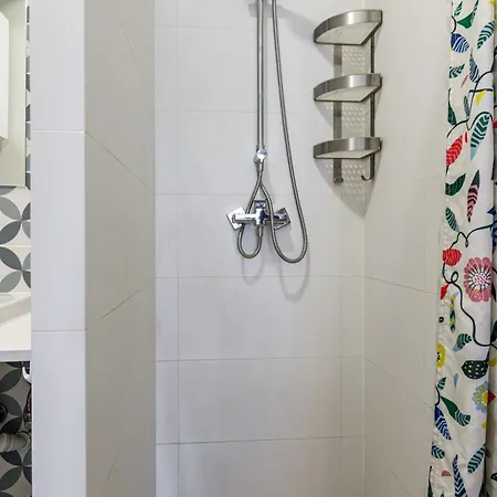 Апартаменти Grabiszyn Double - Balcony, Shopping Centres, Parks Nearby - By Rentujemy Вроцлав