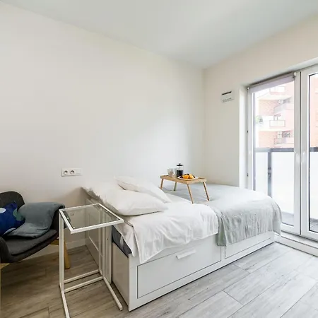 Grabiszyn Double - Balcony, Shopping Centres, Parks Nearby - By Rentujemy * Breslavia