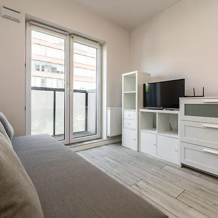 Grabiszyn Double - Balcony, Shopping Centres, Parks Nearby - By Rentujemy Appartamento *